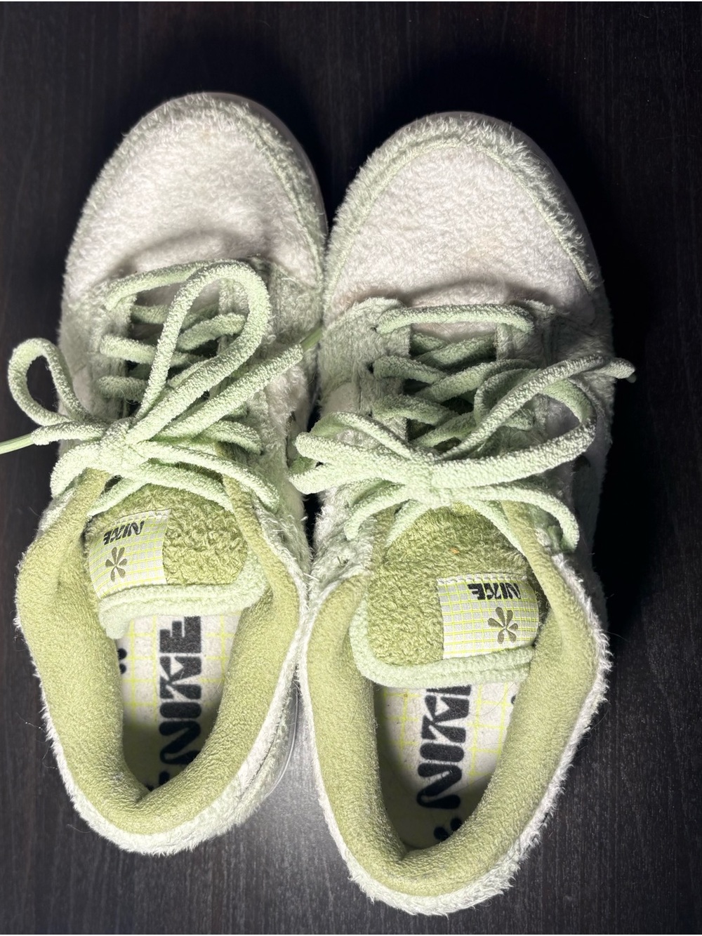 Nike Wmns Dunk Low SE 'Fleece - Honeydew' Please Read Description